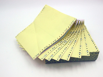 无碳复写纸会显色吗？显色的原理是什么，有哪些特点？